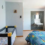 Spacious With Large Garden