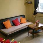 Spacious With Large Garden Tatil Evi Schoppen