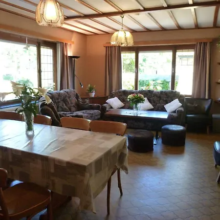 Spacious With Large Garden Σπίτι διακοπών Schoppen