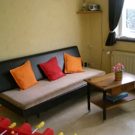 Spacious With Large Garden 度假居 Schoppen