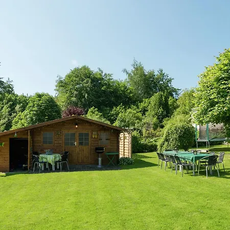 Spacious With Large Garden בית נופש Schoppen