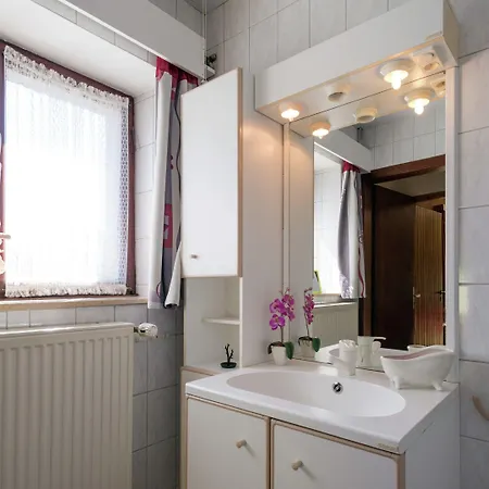 Spacious With Large Garden