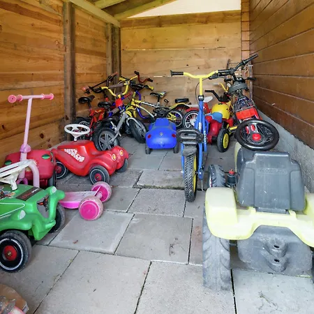 Spacious With Large Garden * Schoppen