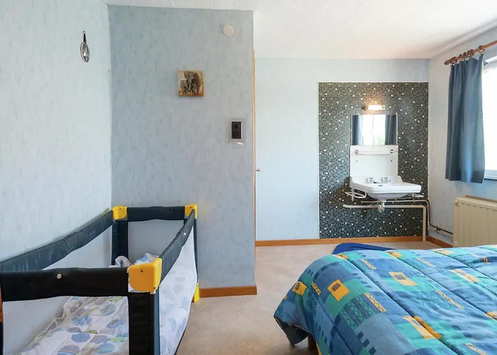 Spacious With Large Garden